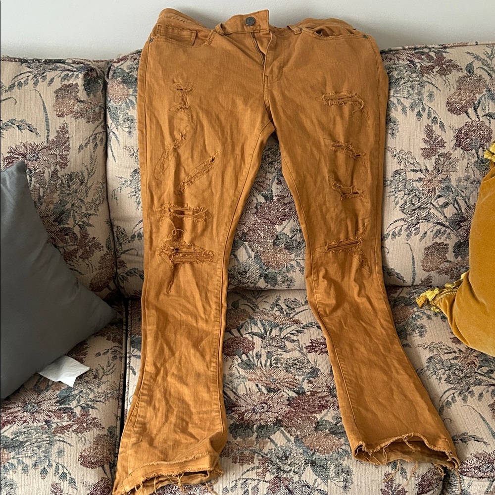Jordan Craig Men's Relaxed Jeans in Tan